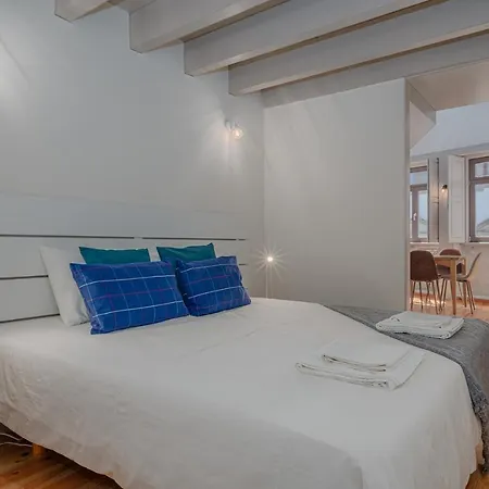 Artist's Loft ポルト